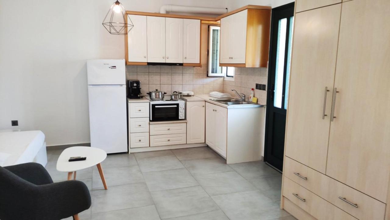 Lefkáda Dionysia Rooms מראה חיצוני תמונה