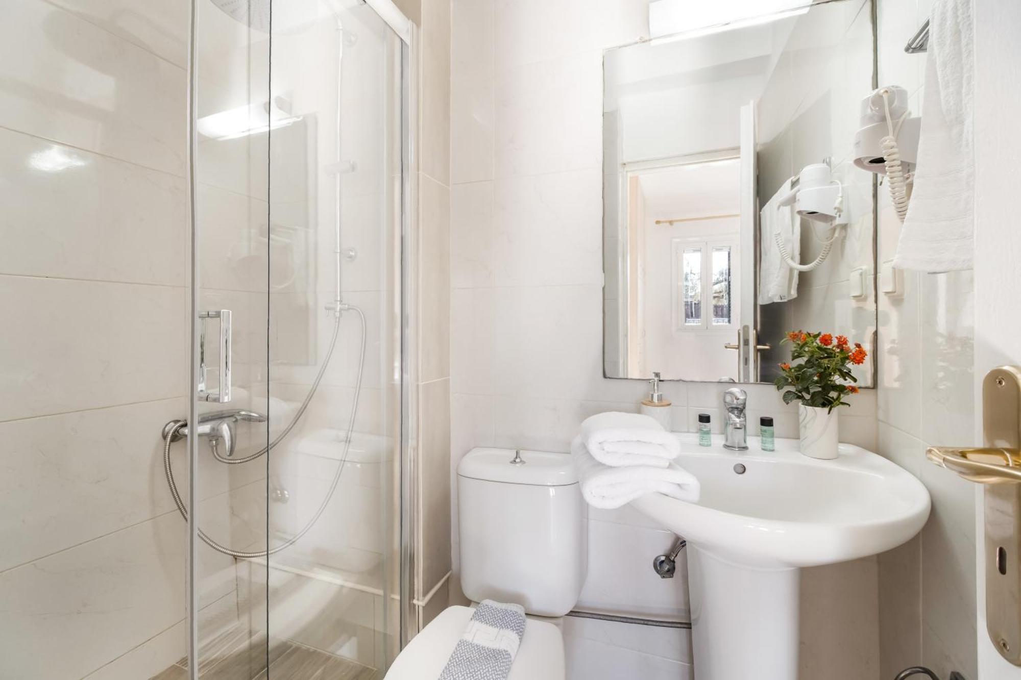 Lefkáda Dionysia Rooms מראה חיצוני תמונה